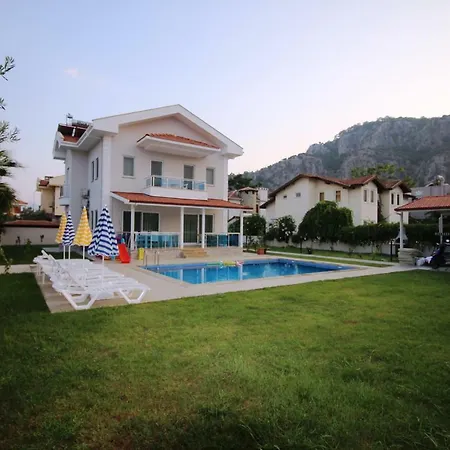 Moonlight Villa