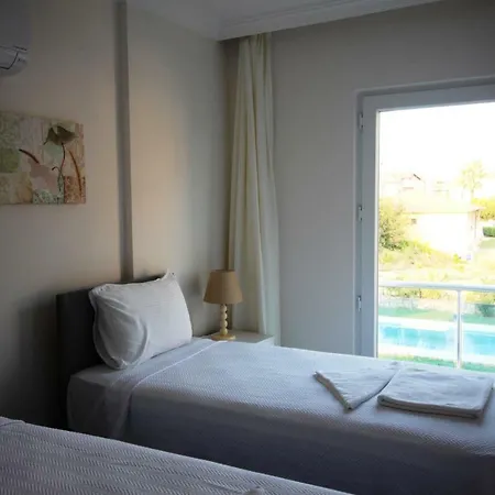 Moonlight فيلة *